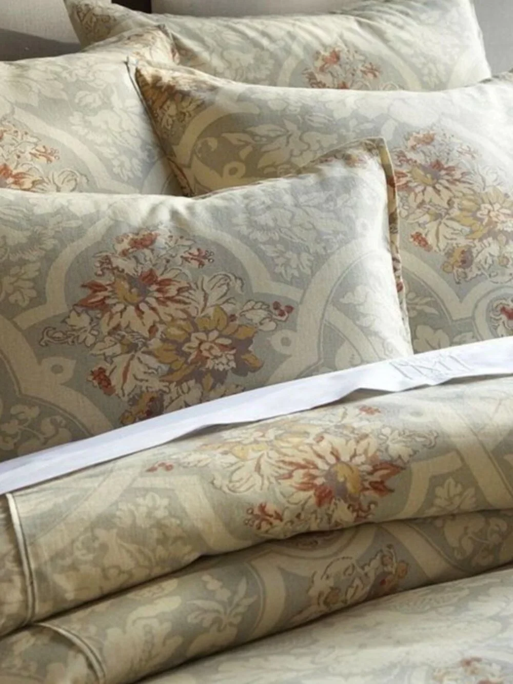 Pottery Barn Camilla Floral Medallion Linen Blend Duvet Cover & 4 Shams QUEEN